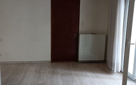 Πωλείται 3άρι 61 τ.μ. οροφοδιαμέρισμα Χαραυγή